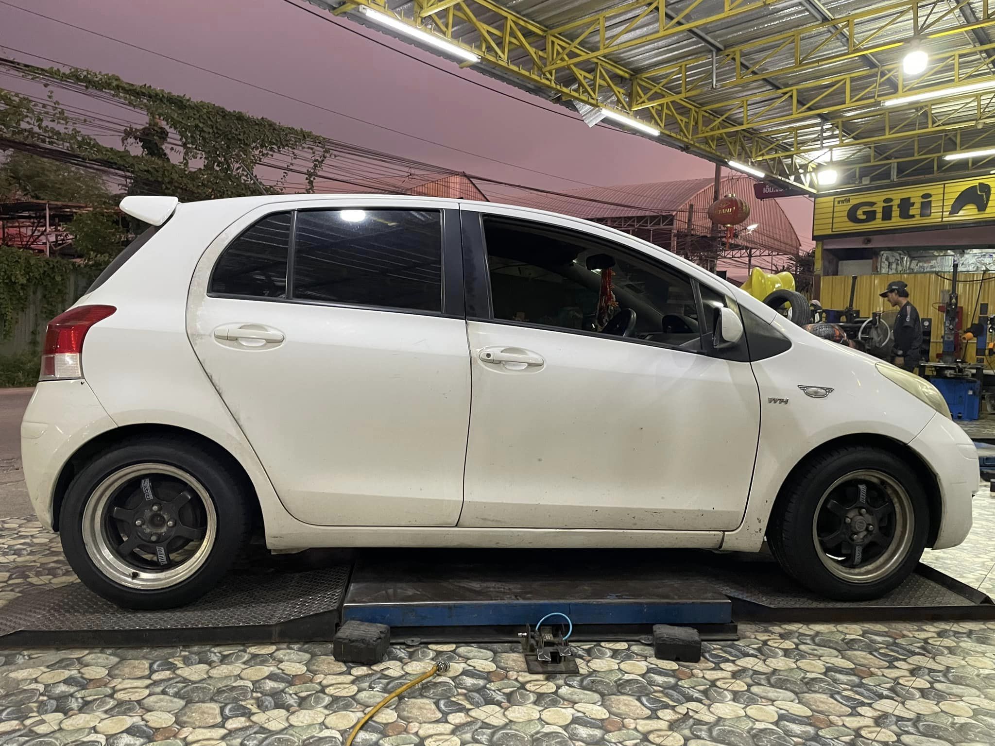 #TOYOTA_YARIS เปลี่ยนยาง #KUMHO_PS31_195/55R15