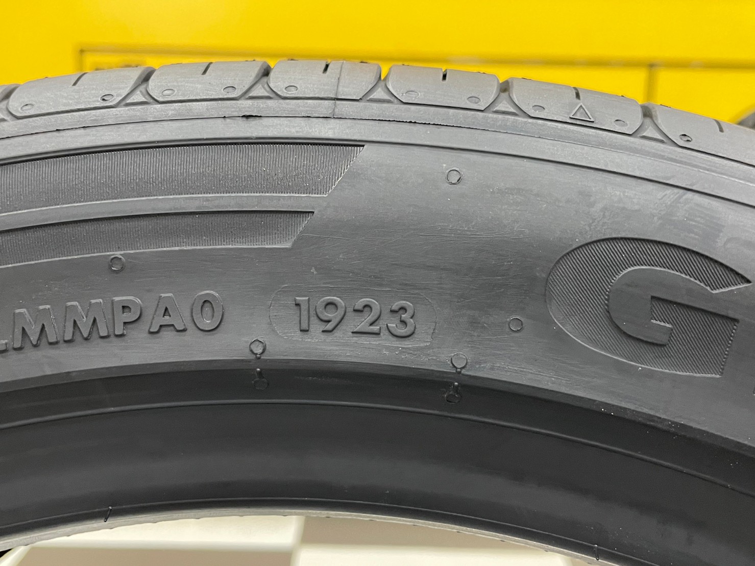 ยางใหม่ GITI Control P10 215/45R18 ยางใหม่ปี2023