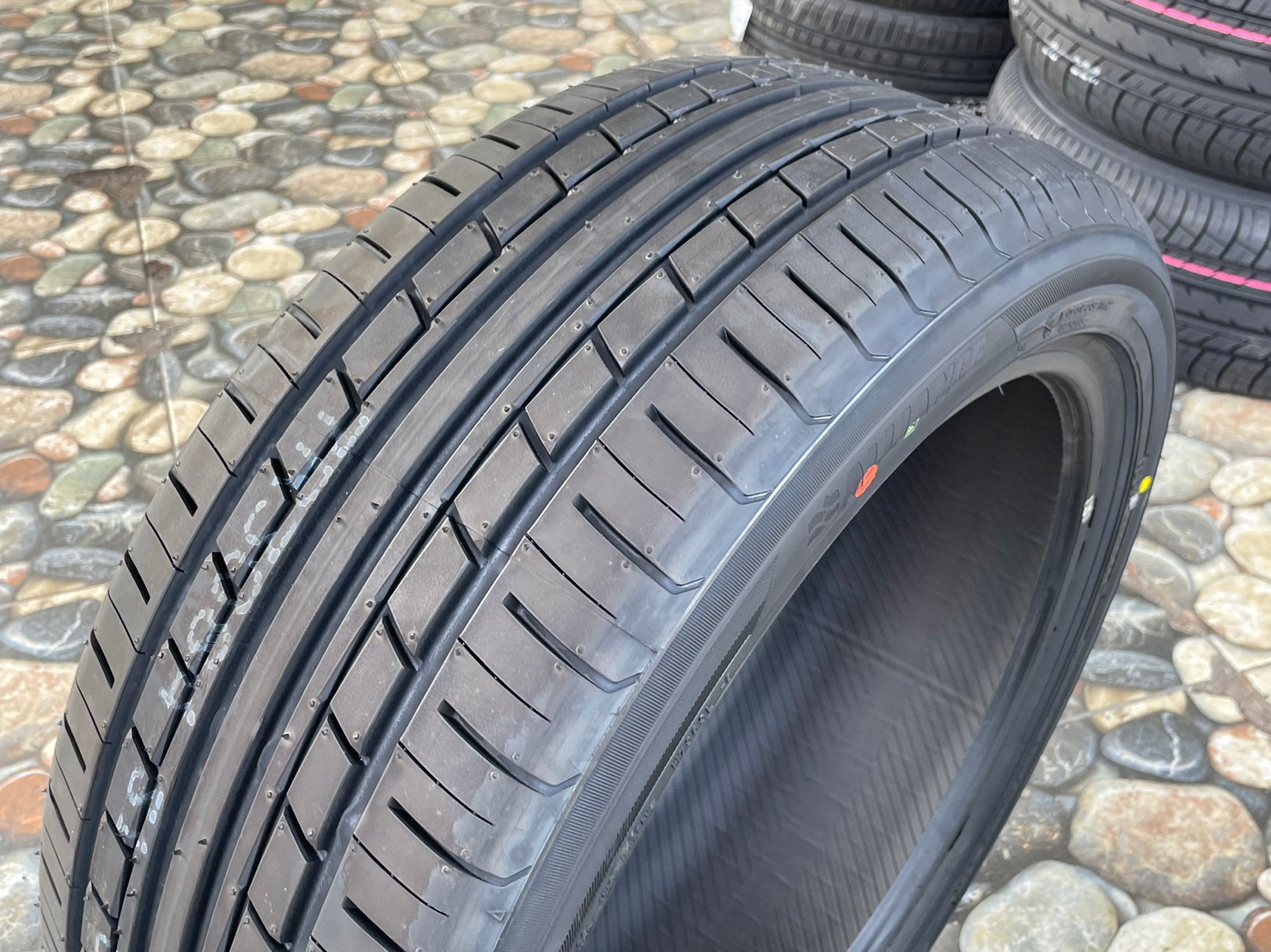 215/45R17 ALLIANCE AL30 By YOKOHAMA ยางใหม่ปี2023