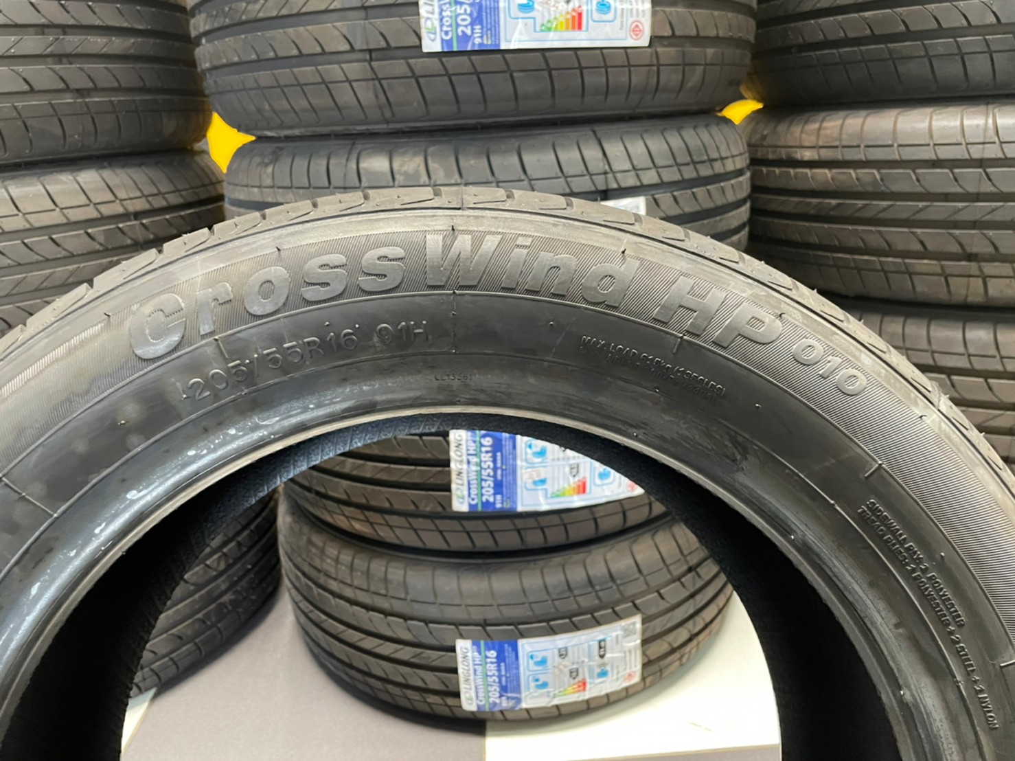 ยางใหม่LINGLONG CROSSWIND HP 205/55R16 ยางใหม่ปี2022