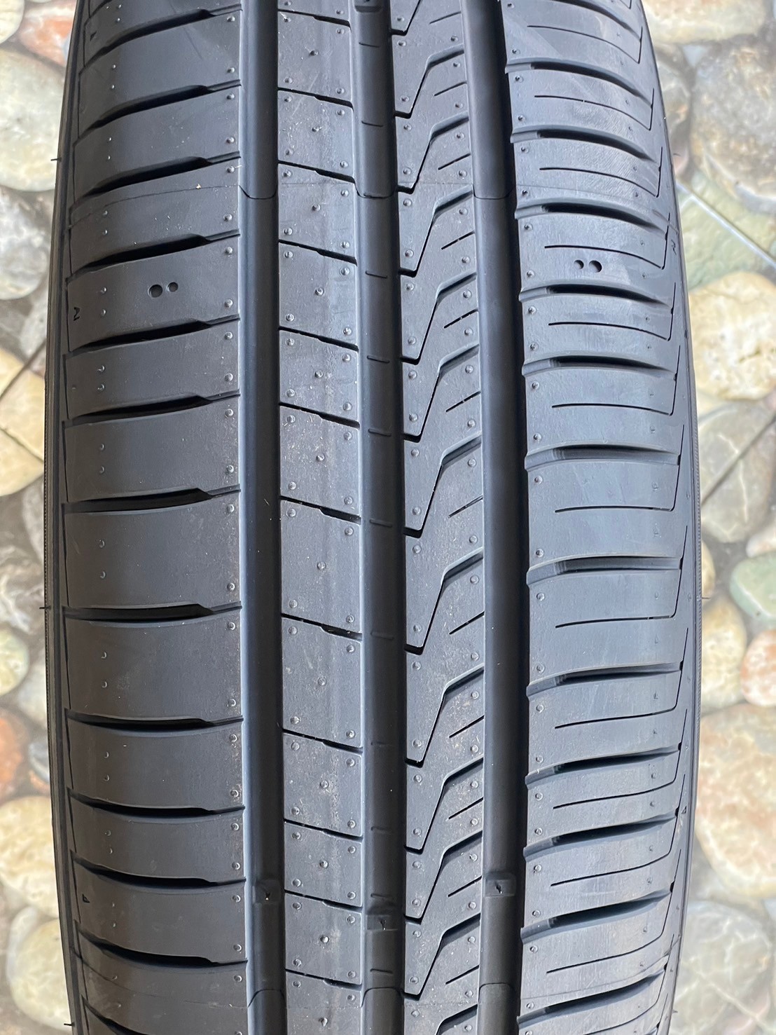 HANKOOK 195/60R15 รุ่น KINERGY ECO2 ยางใหม่ปี2024
