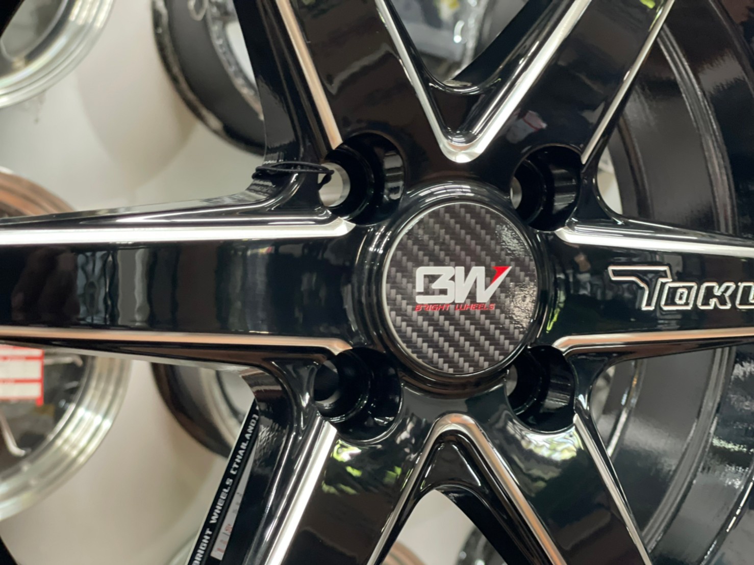 ล้อแม็กซ์ขอบ15 Brightwheels BW-54 ขอบ15 กว้าง7 ออฟ35 4รู100 สีดำขอบเงา(LP/B)