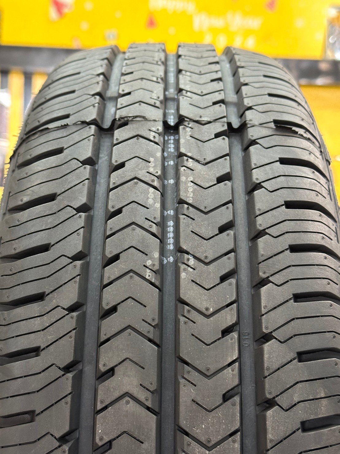 🔥🔥🔥ราคาโปรโมชั่น🔥🔥🔥 ยางใหม่ GOODRIDE SC326 215/70R15C ยางใหม่ปี2024