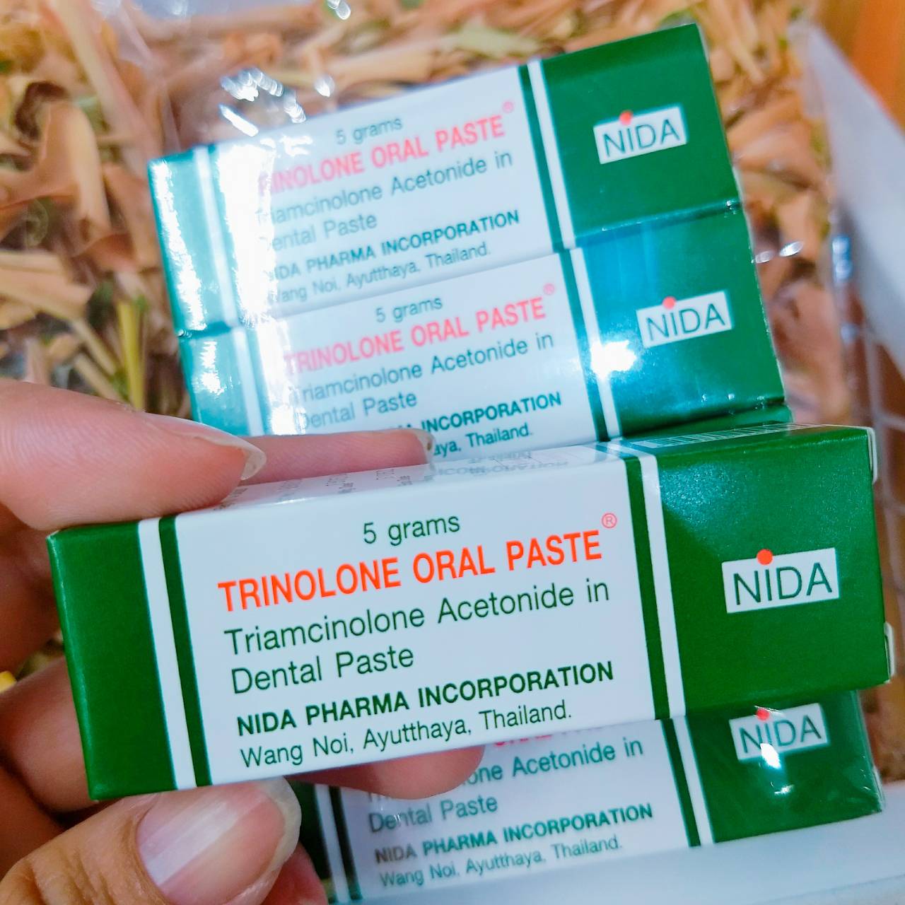 Trinolone oral paste (ไตรโนโลน ชนิดป้ายปาก)
