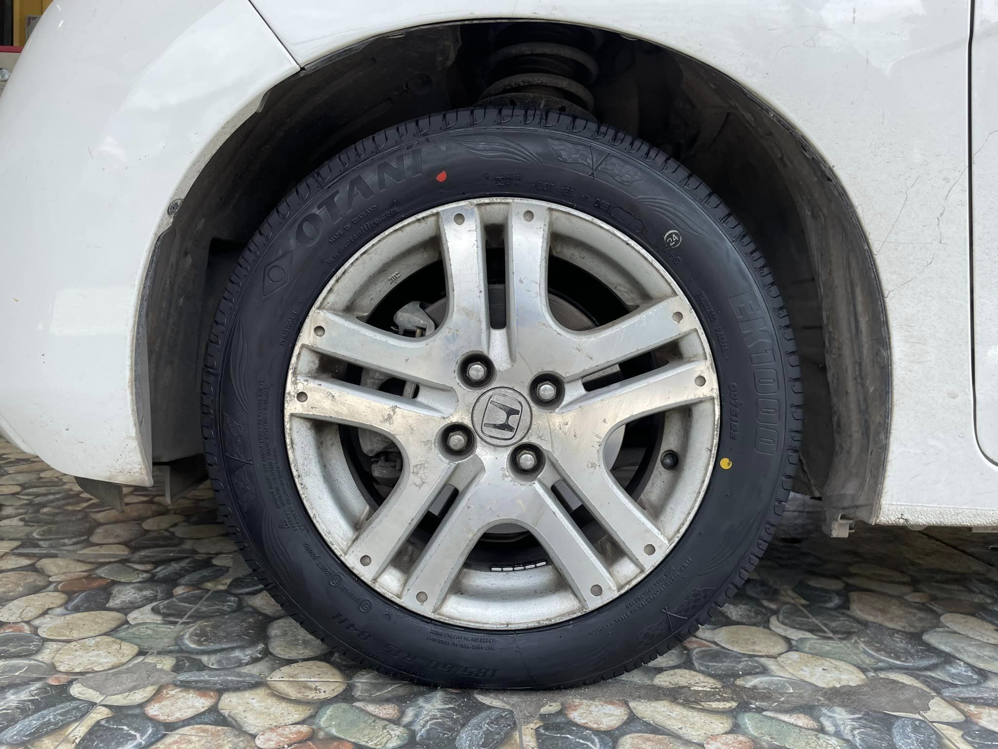 🚘 #HONDA_JAZZเปลี่ยนยาง #OTANI #EK1000 185/60R15