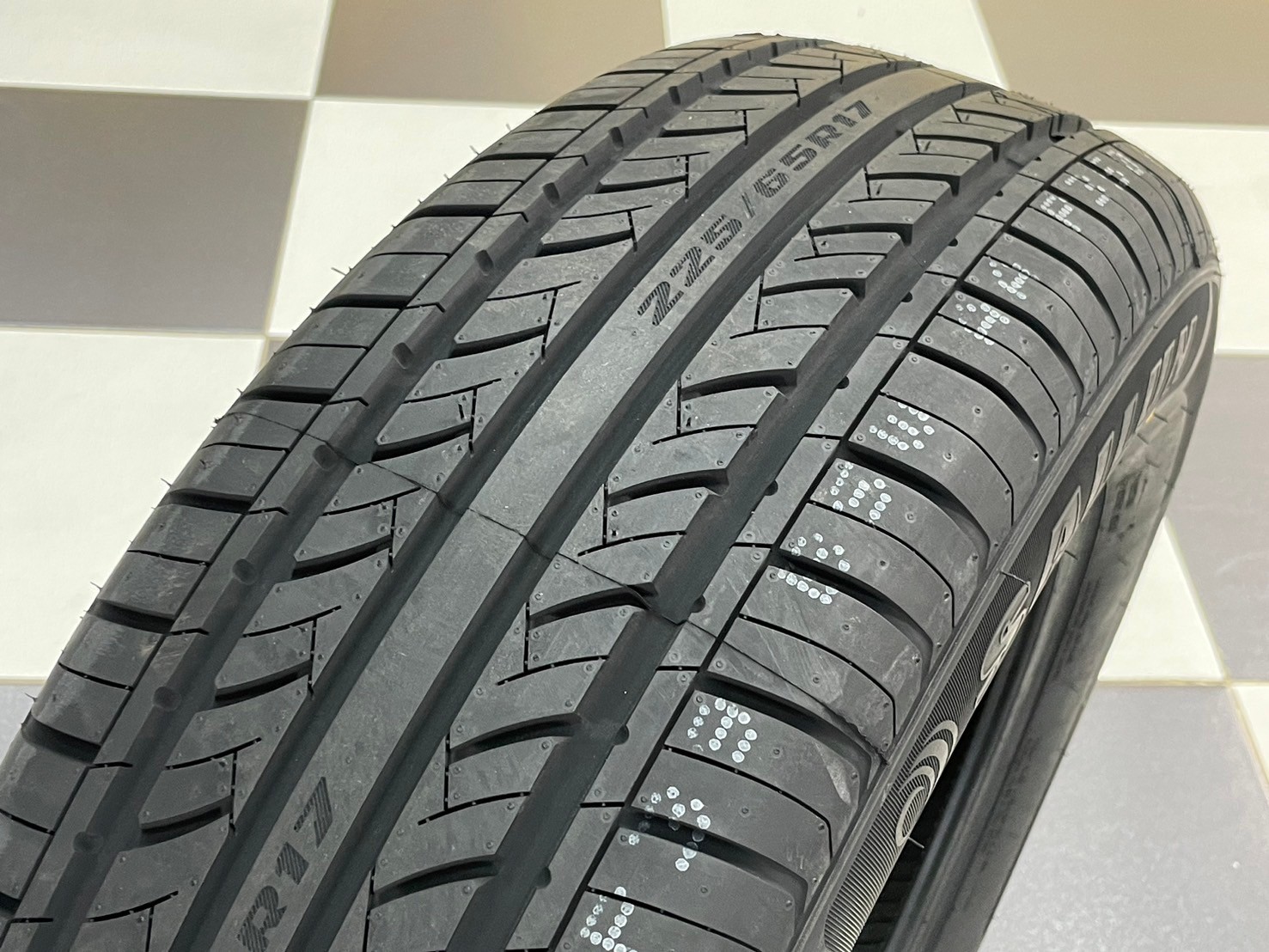 SAILUN ATREZZO SH406 225/65R17 ยางใหม่ปี2024