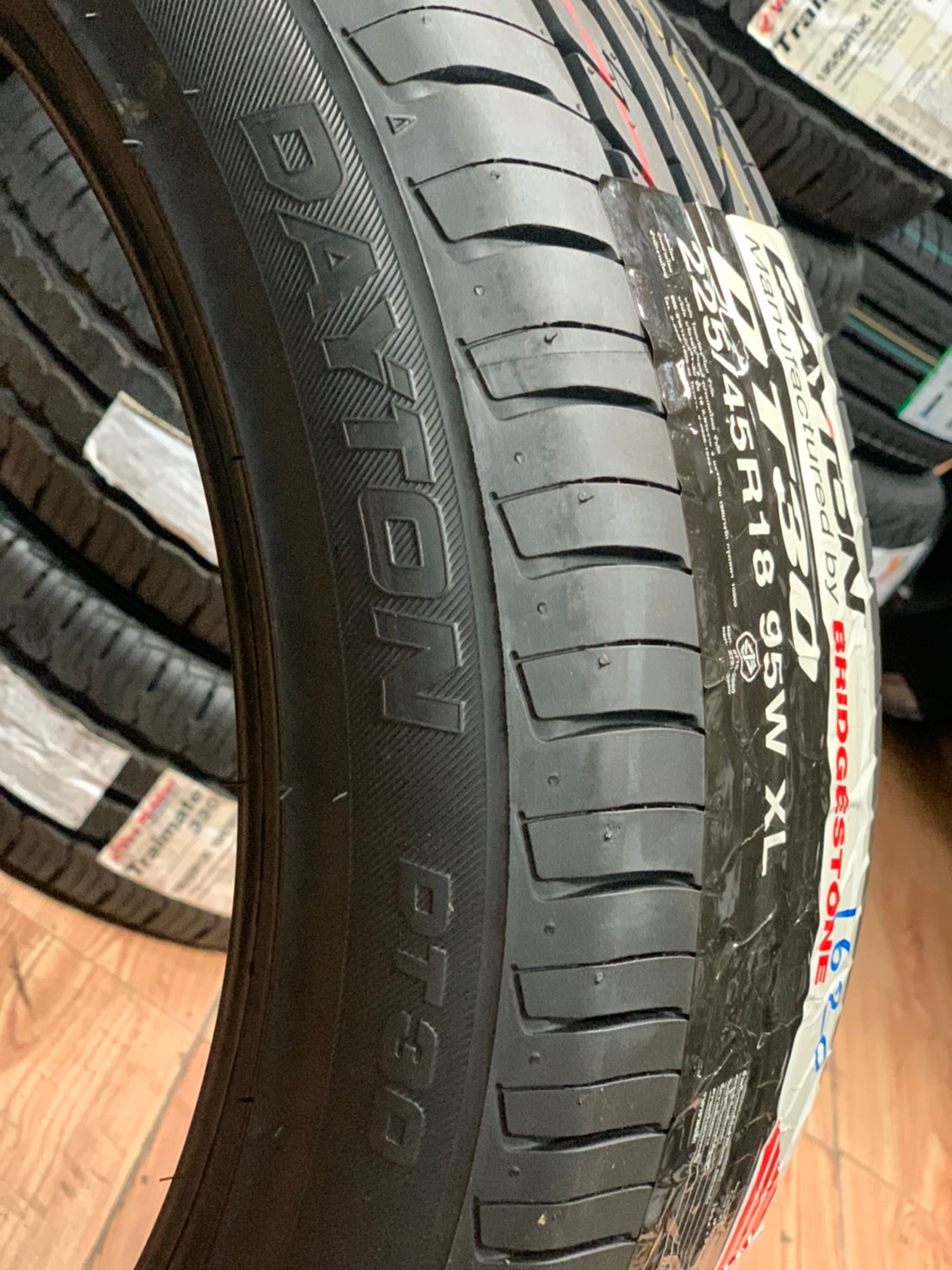 195-55R15 Yokohama A-Drive ยางสปอร์ตนุ่มเงียบ ยางปี2020