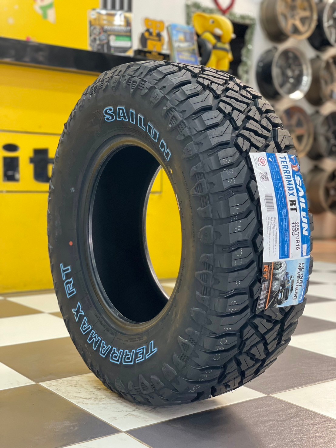 ยาง Sailun Terramax RT 265/70R16 ยางใหม่ปี2024 " หล่อ ดุดัน ยางตัวหนังสือสีขาว "