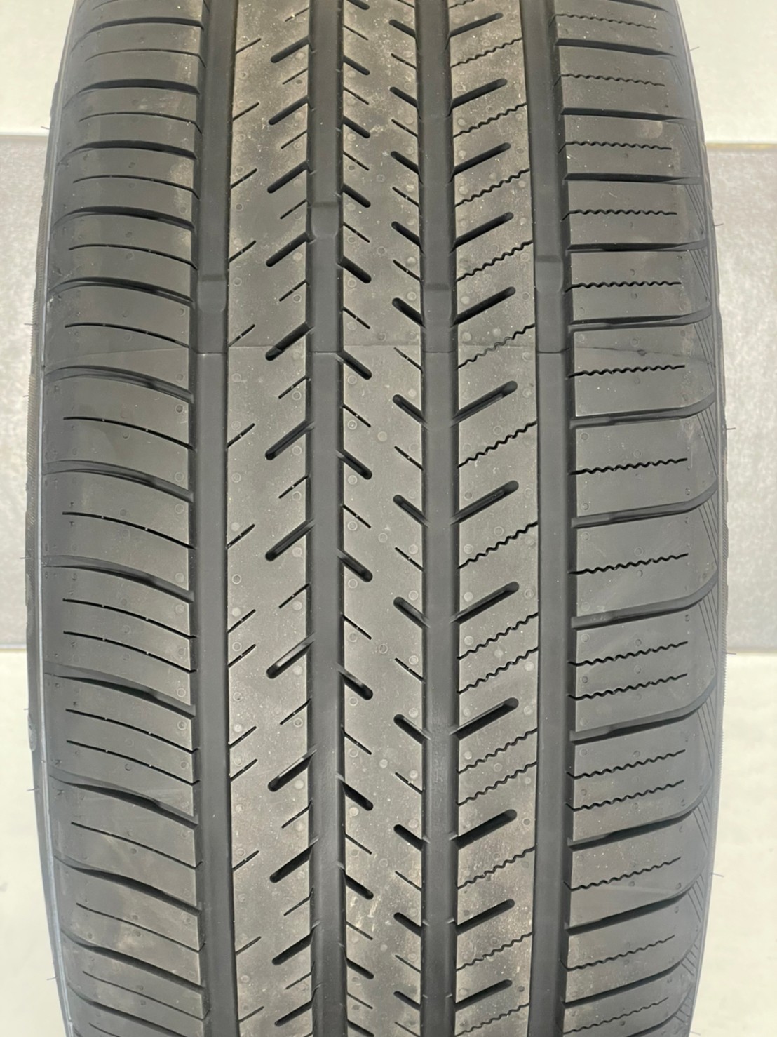 ATLAS FOCRC UHP 245/45R20 ยางใหม่ปี2023