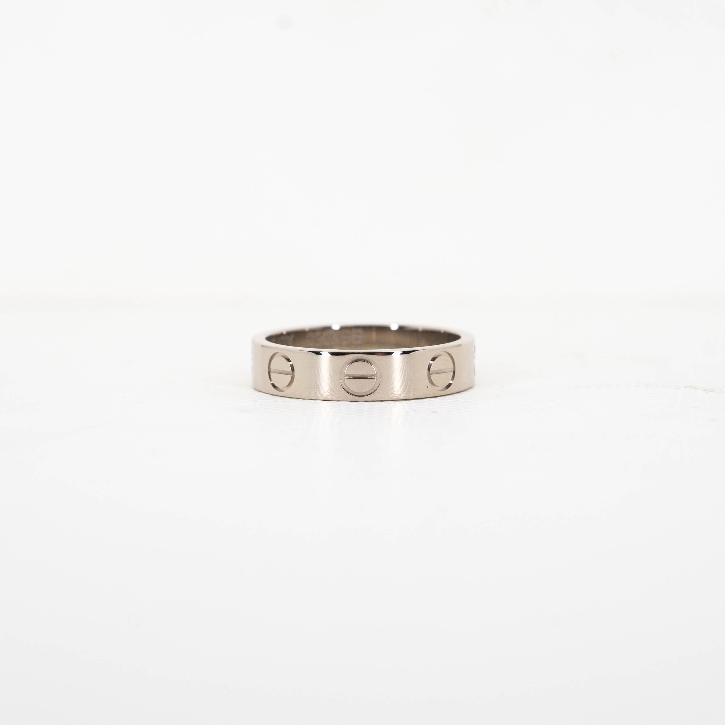 แหวน Cartier Love band ทองขาว18K ไซส์ 45# (Used) +ใบเสร็จShopไทย