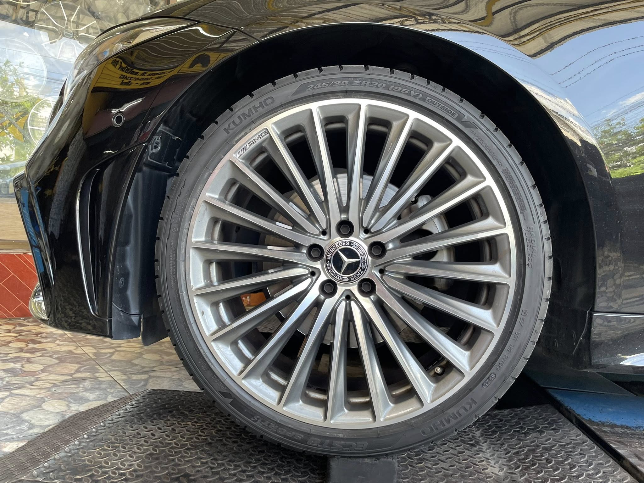 BENZ_CLS220d🚘เปลี่ยนยาง 🛞🐘#KUMHO_EcstaSport-S_245/35R20 ❤️ 🛞#KUMHO_EcstaSport-S_275/30R20