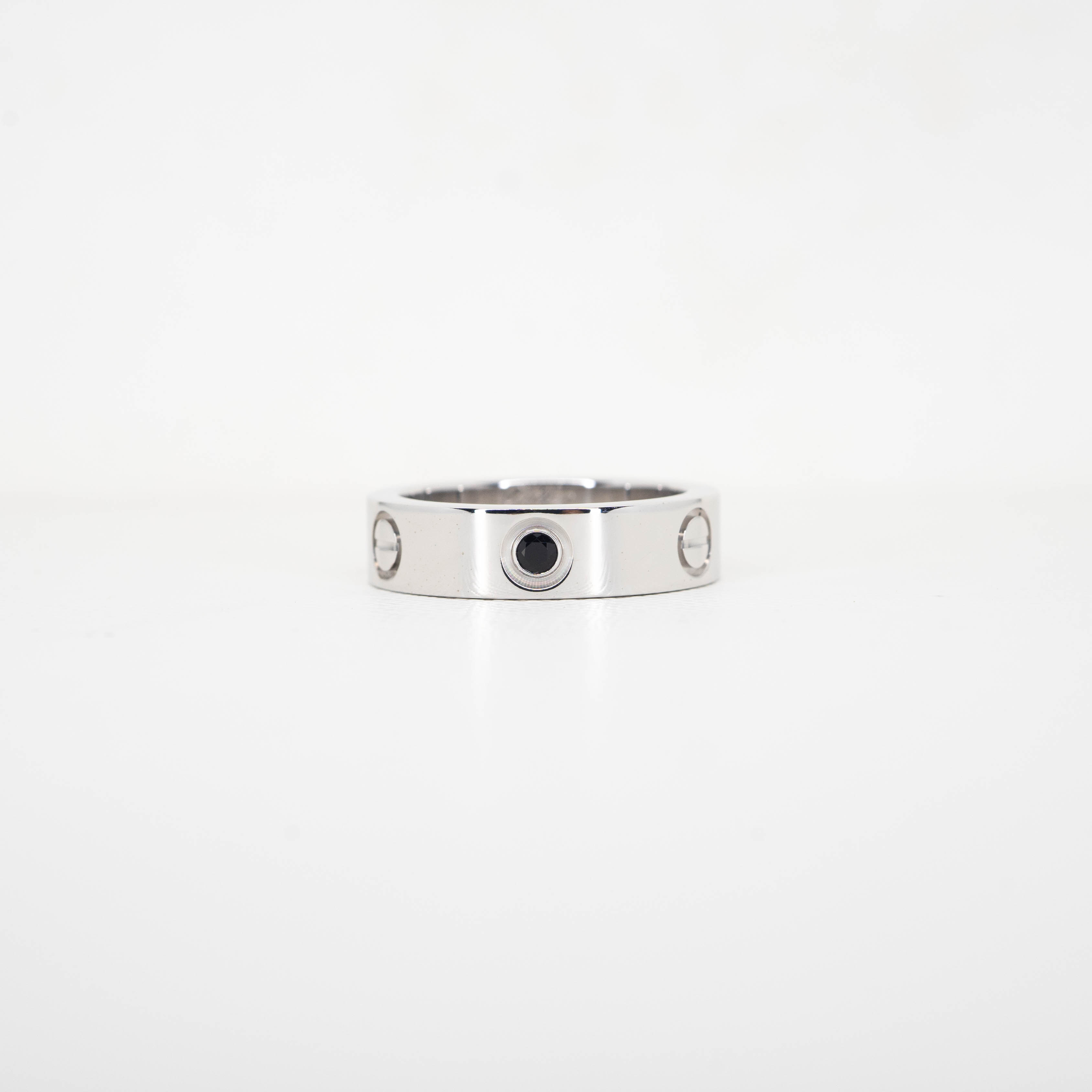 แหวน Cartier Love with Sapphire ทองขาว18K ไซส์ 56# (Used)