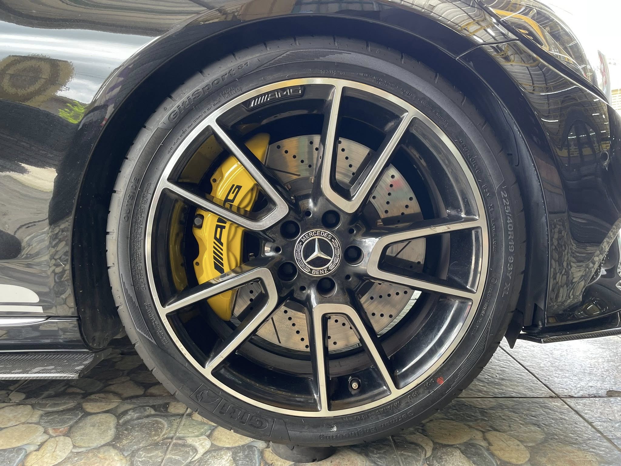 BENZ_C220d 🚘เปลี่ยนยาง 🛞🐘#GITI_SportS1_225/40R19