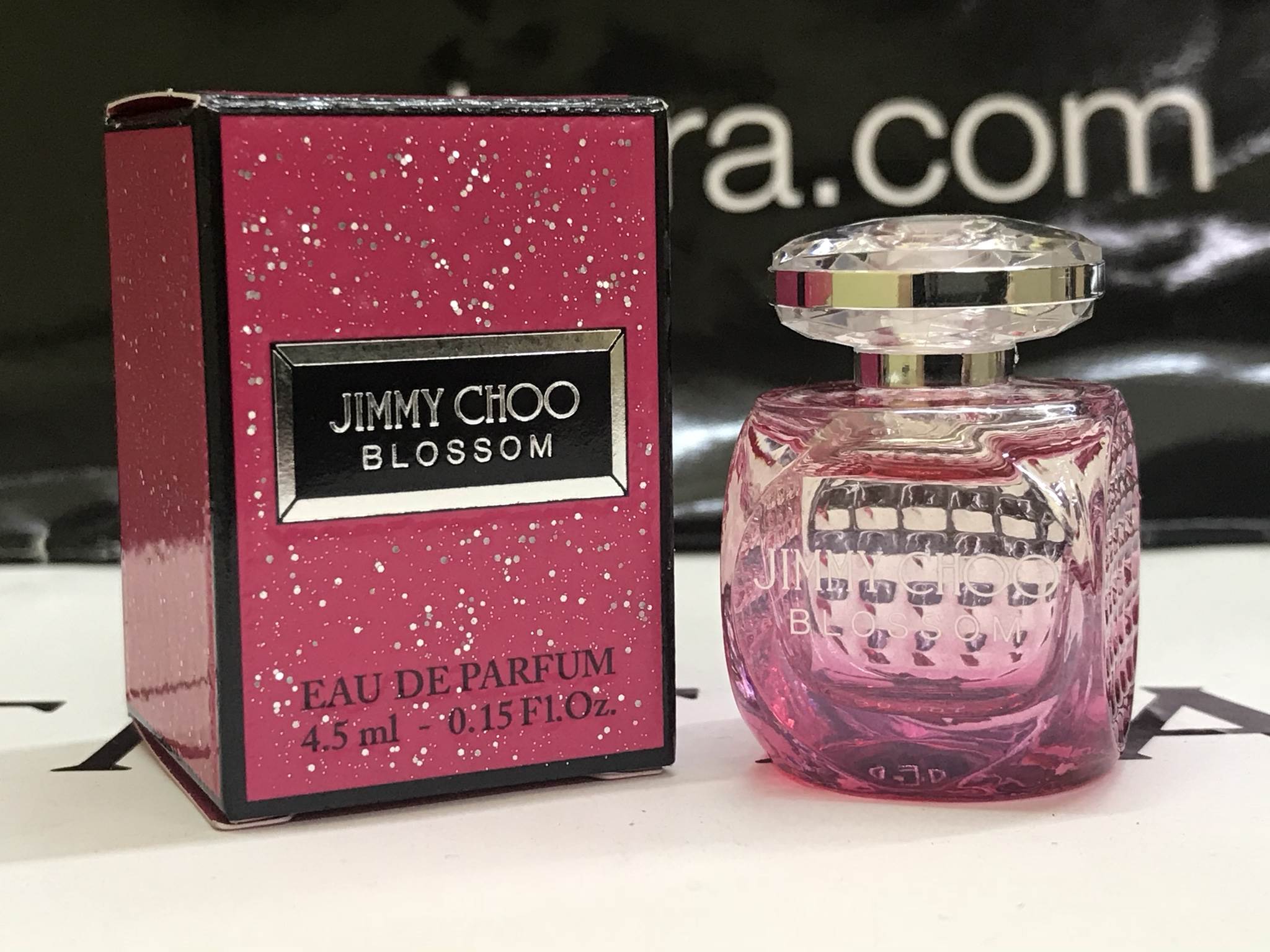 น้ำหอมJimmy Choo Blossom สไตล์กลิ่น Floral