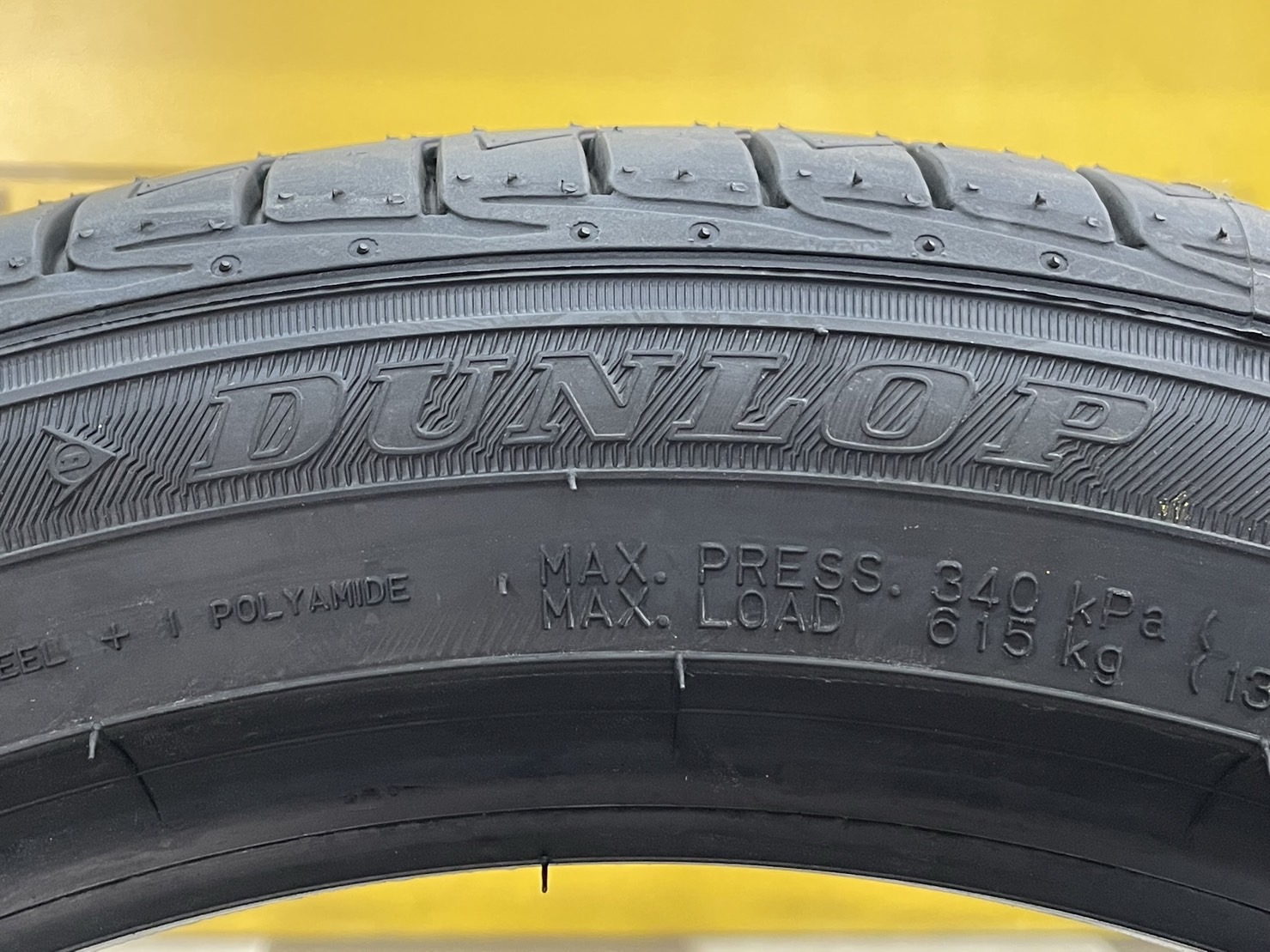ยางDUNLOP SP SPORT #LM705 215/45R17 ยางใหม่ปี2024