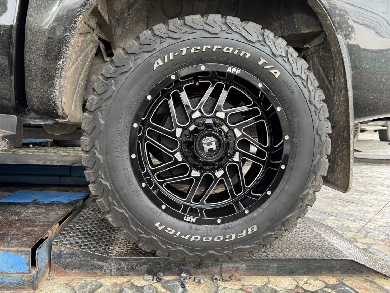 FORD_RANGER🚘เสริมหล่อ เป็นล้อสายลุย 🛞🐘#ล้อHAMMER H01 18X9 6X139.7 ET0 BKS