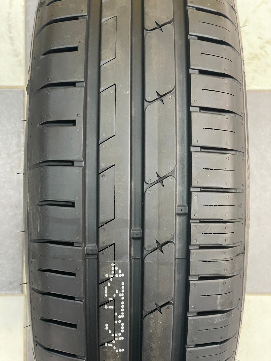 Giti Synergy H2 195/65R15 ยางใหม่ปี2024