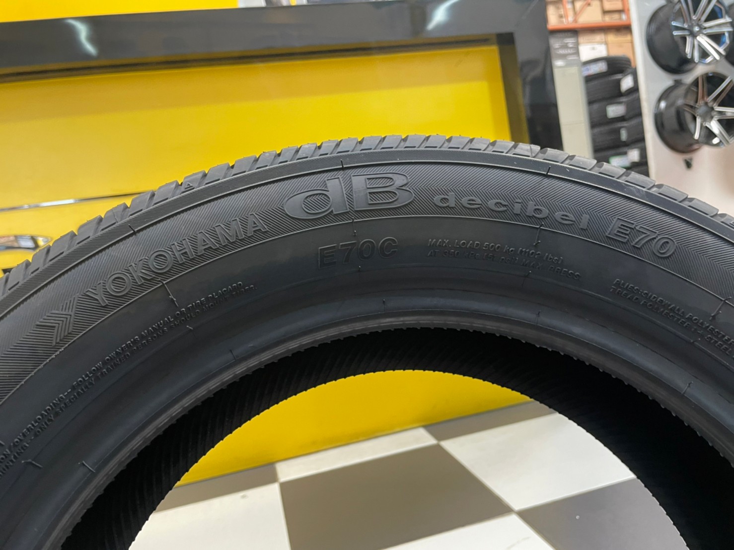 ยางใหม่YOKOHAMA ADVAN DB E70 185/60R15