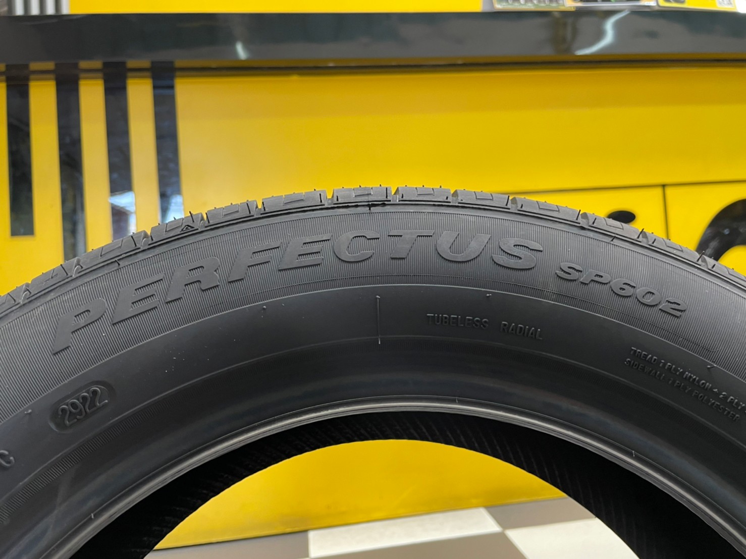 ยางใหม่AUSTONE SP602185/60R15 ยางผลิตไทย คุ้มค่ารับประกันบาดบวมเบียดตำ365วันเคลมฟรี ยางใหม่ปี2022