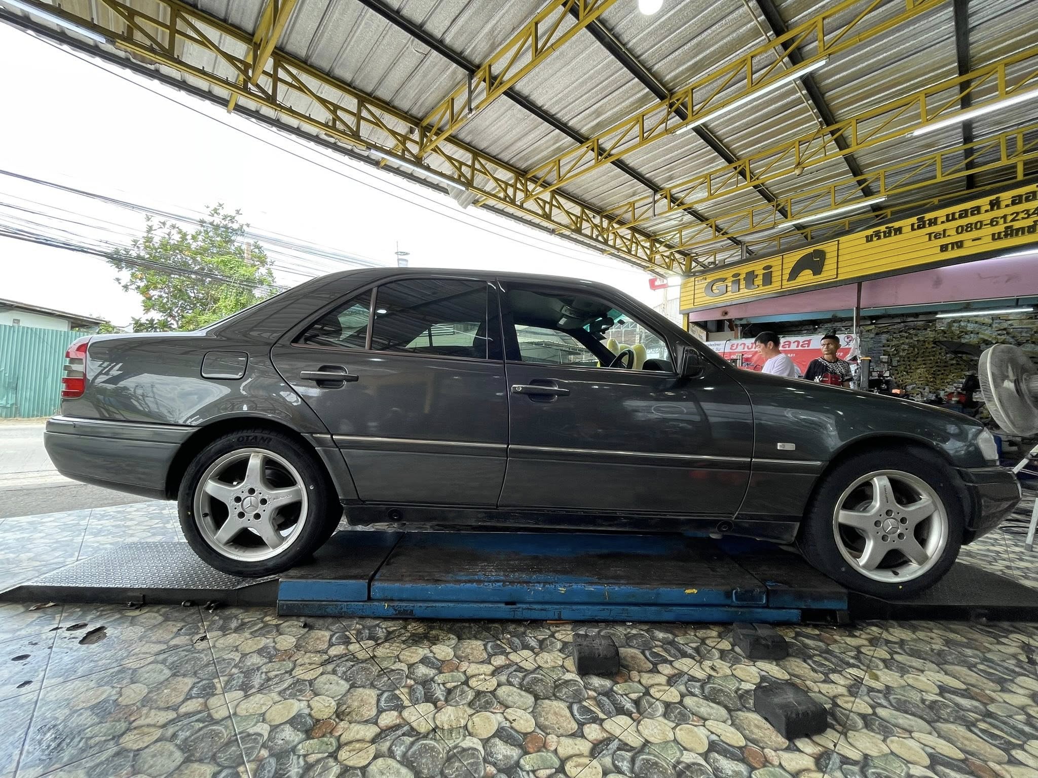 BENZ_C220 เปลี่ยนยาง 🛞🐘#OTANI_KC2000_215/50R17