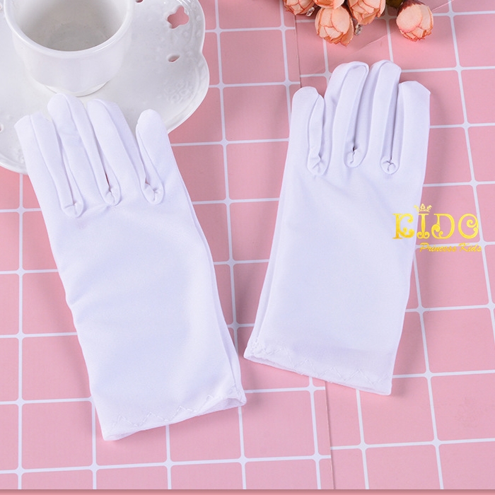 ถุงมือเด็ก(มีหน้าร้านอยู่รัชดา)GS013 สีขาว แบบเรียบ