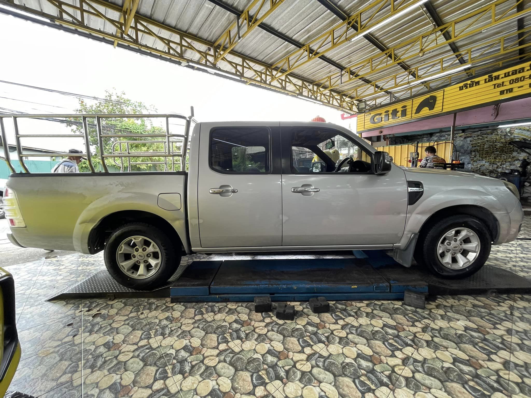 🚘 #FORD_RANGER❤️ 🛞 #OTANI_MK2000 215/70R15❗️❗️