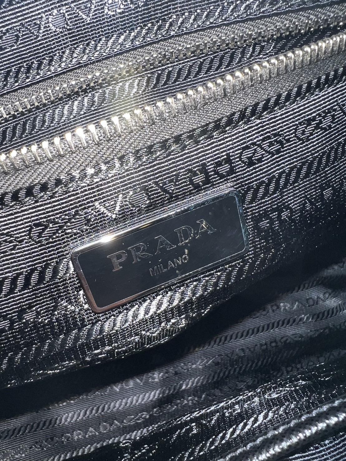 กระเป๋าPRADA Quilted Tessuto Nylon Impuntu Chain Shoulder Bag