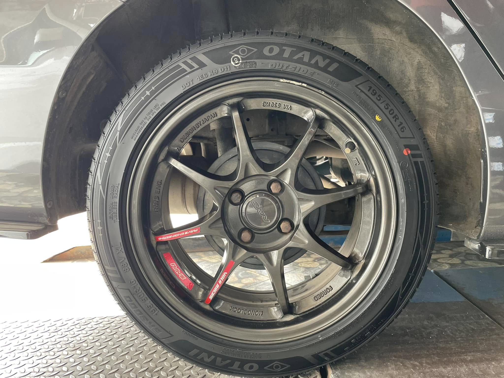 🚘 #HONDA_CITY🛞 เปลี่ยนยาง #OTANI #EK3000 195/50R16 #บริการตั้งศูนย์ล้อ🛞