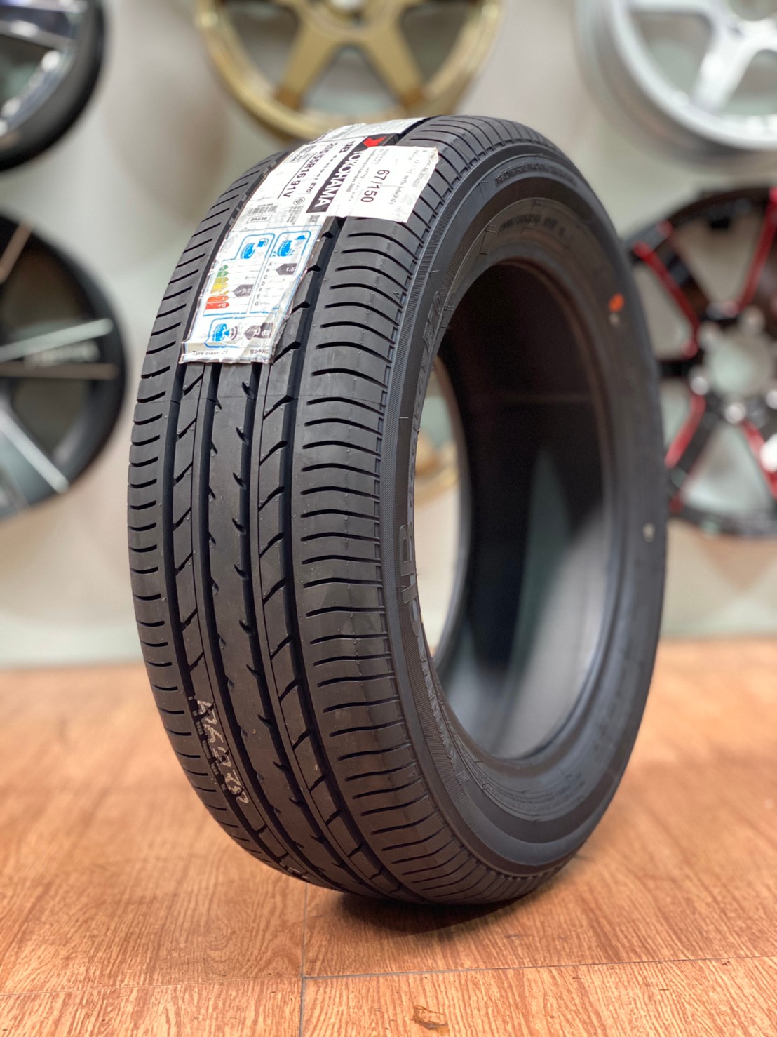 YOKOHAMA 205/55R16 ADVAN DB E70 ยางใหม่ปี2020