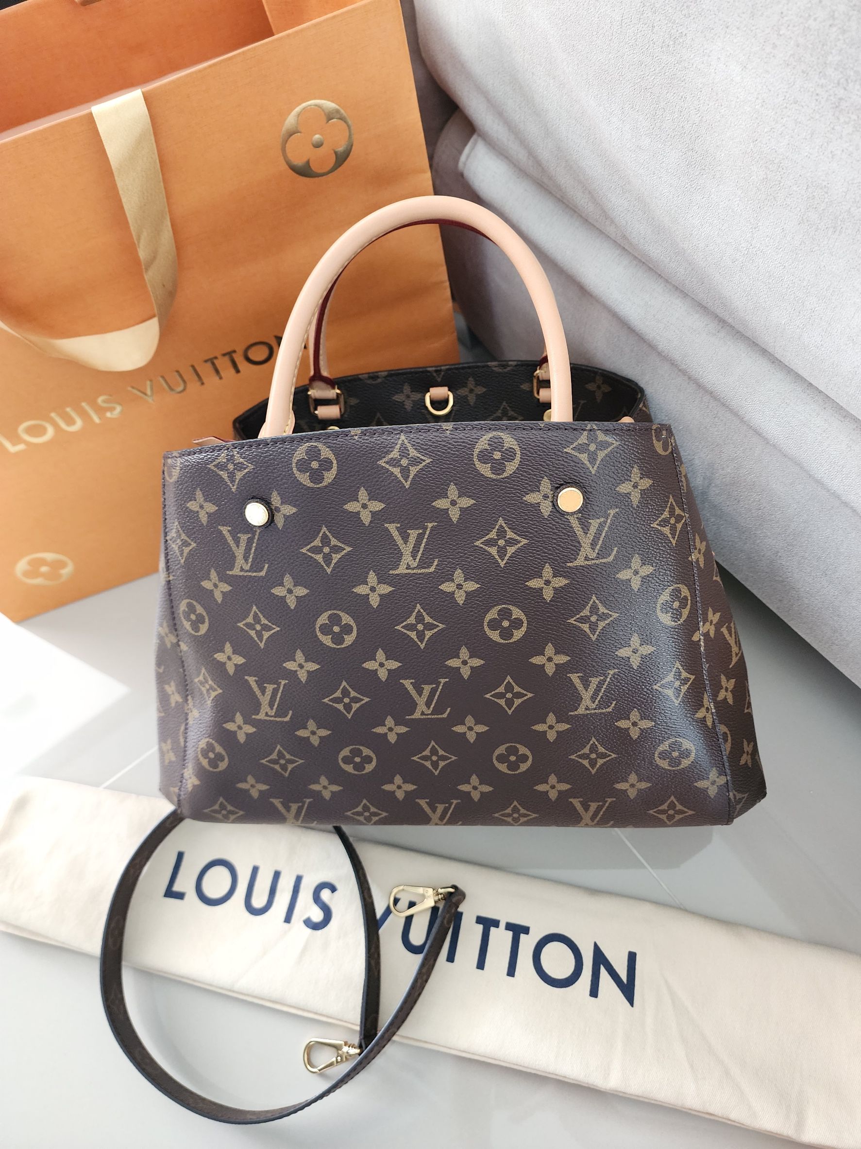 Lv Montaigne mm มือสอง