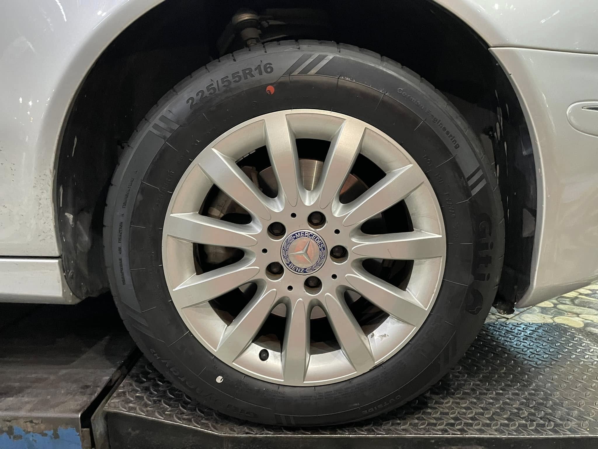 #BENZ_E200🛞 #GITI_SynergyH2_225/55R16