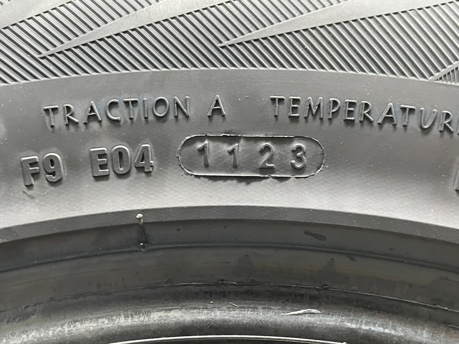 OTANI SA1000 235/65R17 ยางใหม่ปี2023 ราคาพิเศษพร้อมติดตั้งฟรี สามารถสอบถามเพิ่มเติมได้ค่ะ