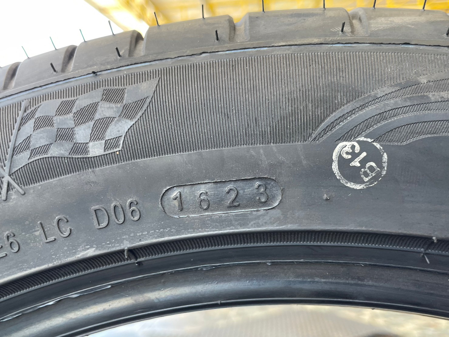 OTANI KC2000 245/45R20 ยางใหม่ปี2023 ราคาพิเศษพร้อมติดตั้งฟรี สามารถสอบถามเพิ่มเติมได้ค่ะ