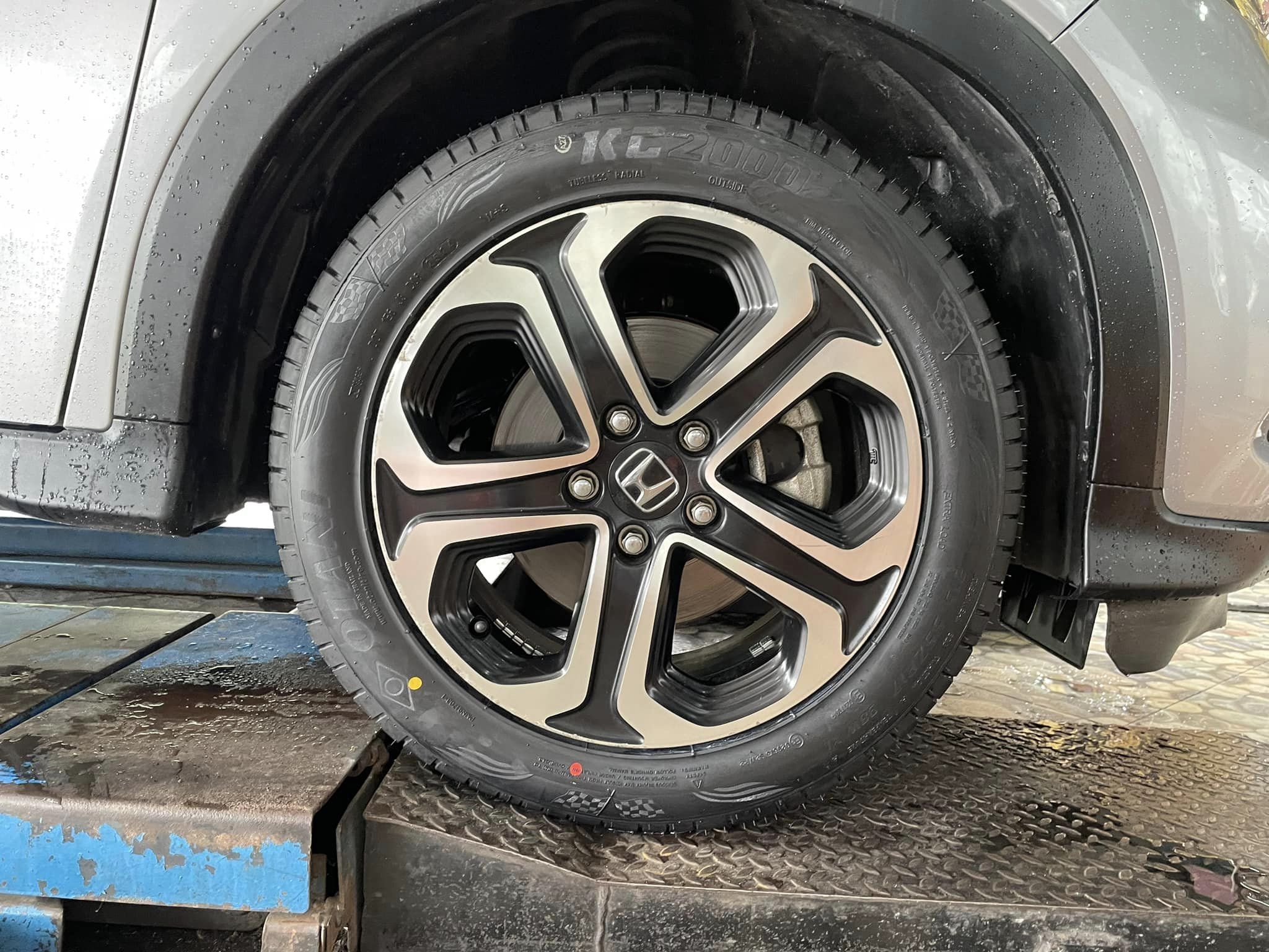 HONDA_HRV เปลี่ยนยาง #OTANI #KC2000 215/55R17