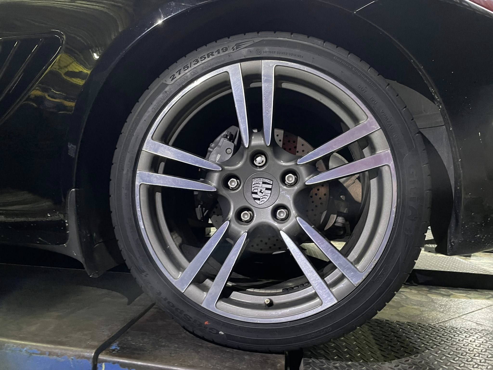 #PORSCHE_CAYMAN🚘เปลี่ยนยาง 🛞🐘#Giti_SportS2_235/35R19 🛞 #Giti_SportS2_275/35R19