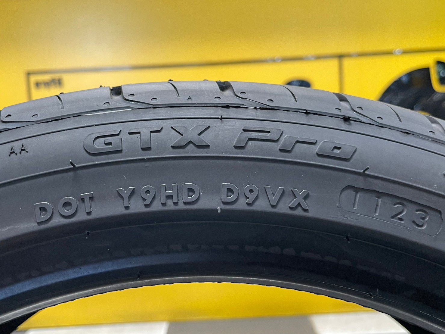 GT Radial Champiro GTX PRO 205/45R17 ยางใหม่ปี2023