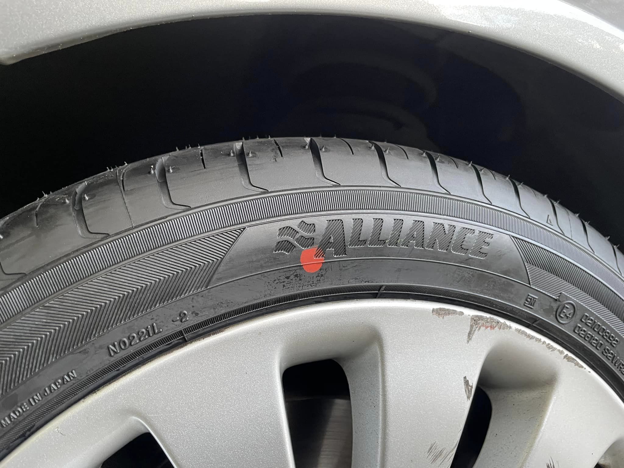 🛞❤️ #BENZ_C200 🚘เปลี่ยนยาง 💫 🛞🐘#ALLIANCE_030EX_225/45R17 ❤️ 🛞 #บริการตั้งศูนย์🛞