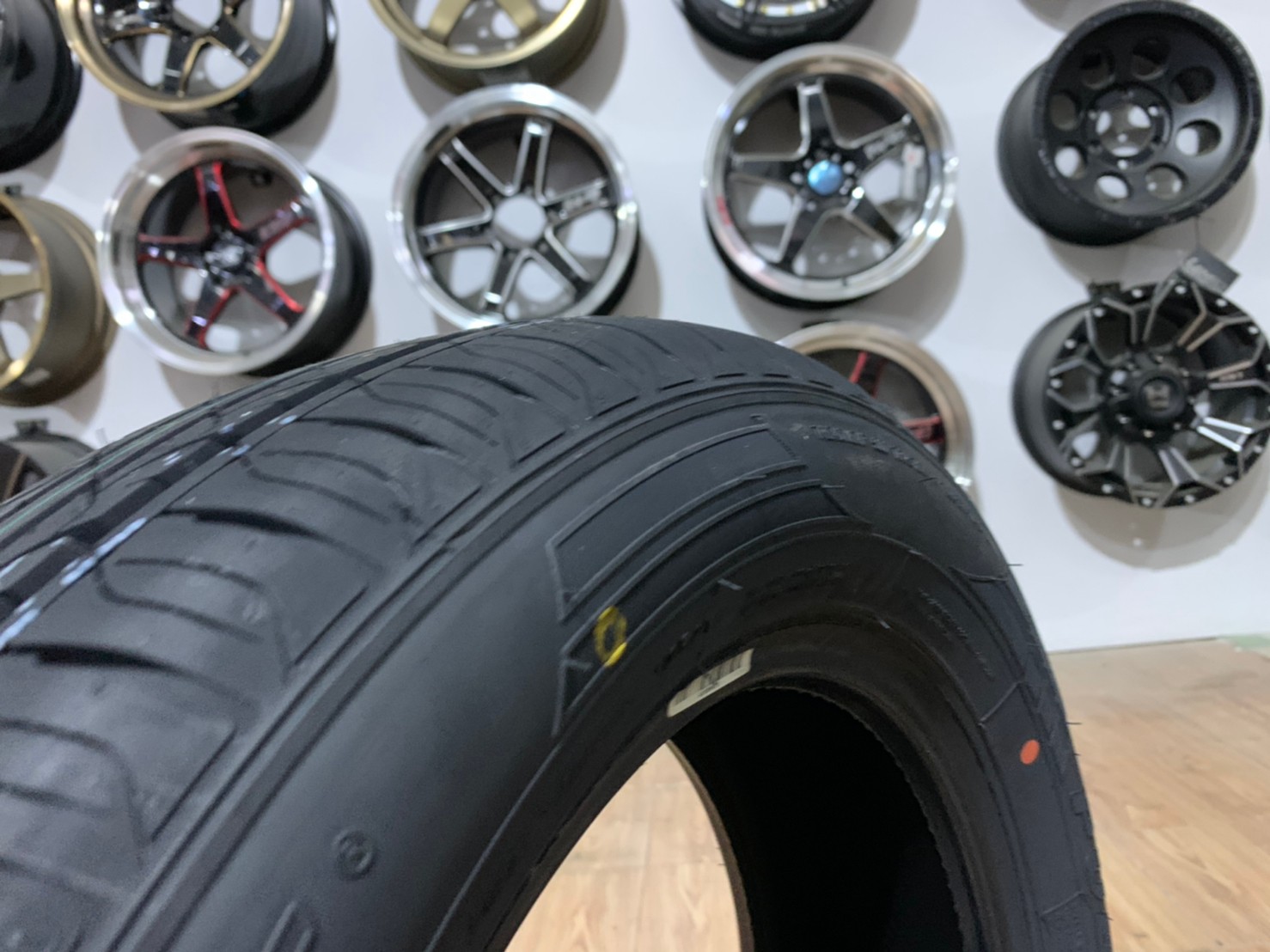 195/60R15 Deestone Public Trans R20 ยางใหม่ปี2021