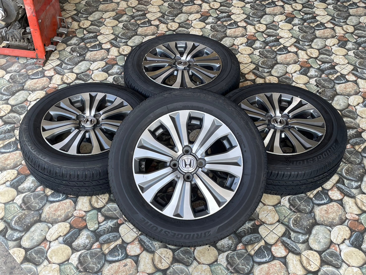 ล้อแม็กซ์เดิม Honda City ขอบ 15 4x100 พร้อมยาง Bridgestone