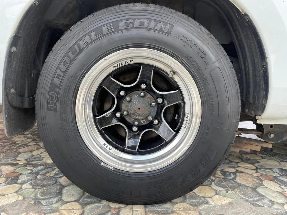เปลี่ยนยาง ISUZU_D-MAX❤️ #DOUBLECOIN_RR758_225/75R15 ผ้าใบ14ชั้น แข็งแรงทนทาน เกินคุ้ม