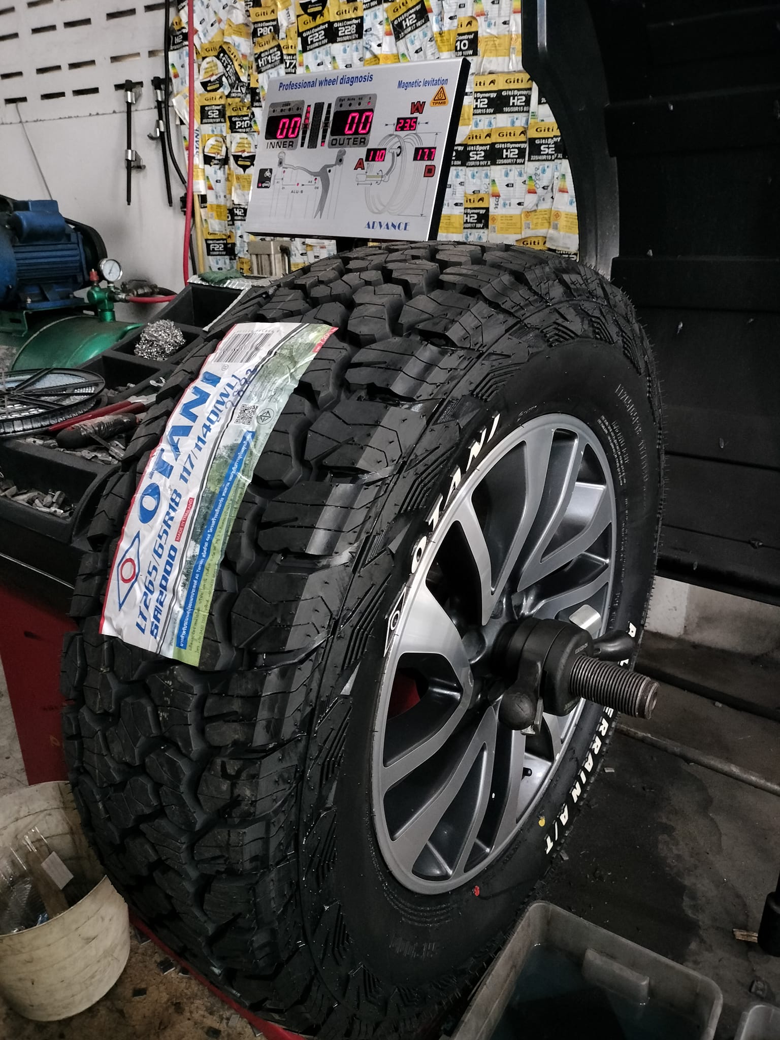 #NISSAN_NAVARA #OTANI_SA2000_265/65R18