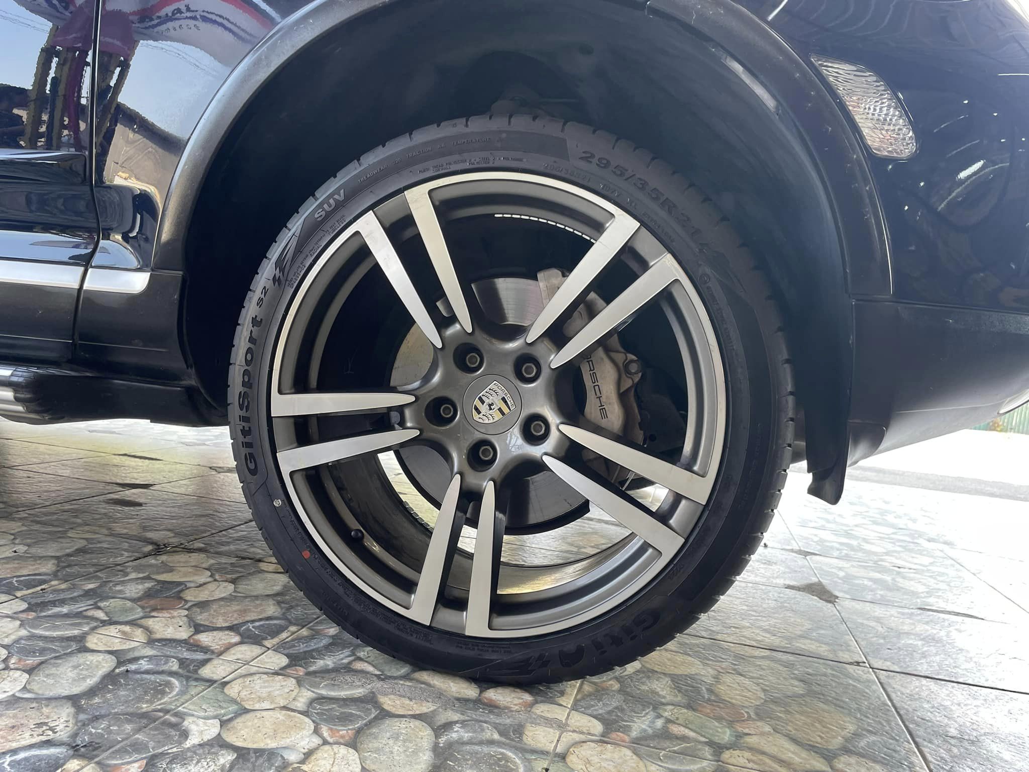 ❤️ #PORSCHE_CAYENNE🛞 🛞🐘#GITI #SportS2_295/35R21🐘