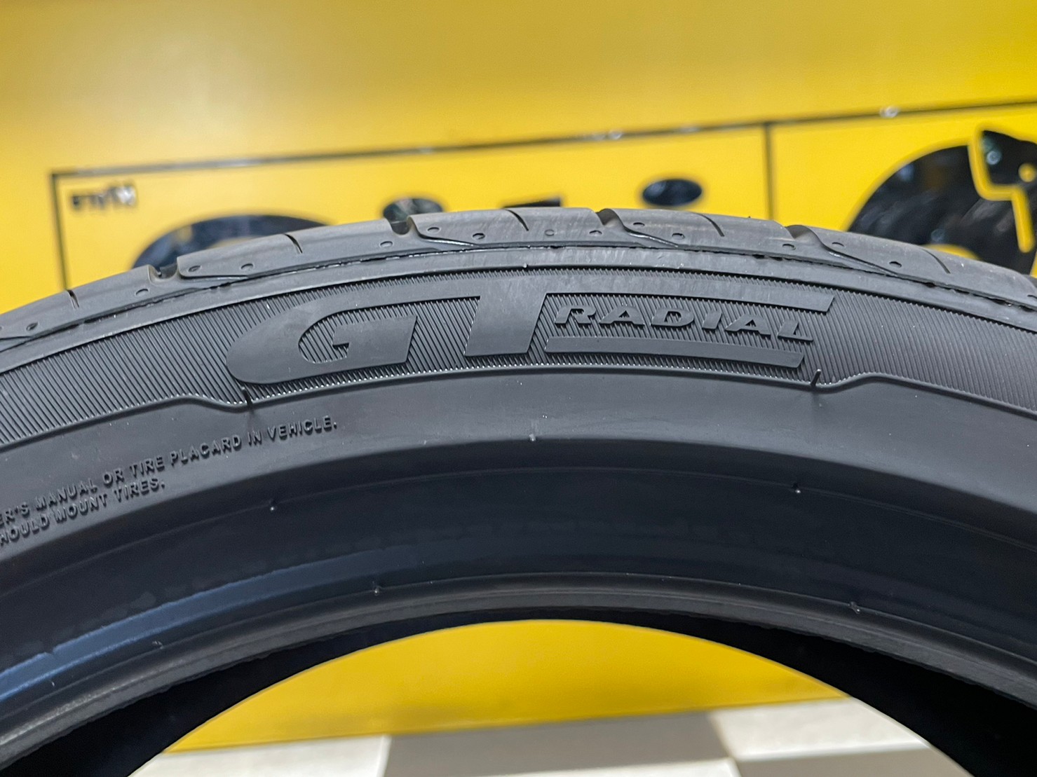 GT Radial Champiro GTX PRO 205/45R17 ยางใหม่ปี2023