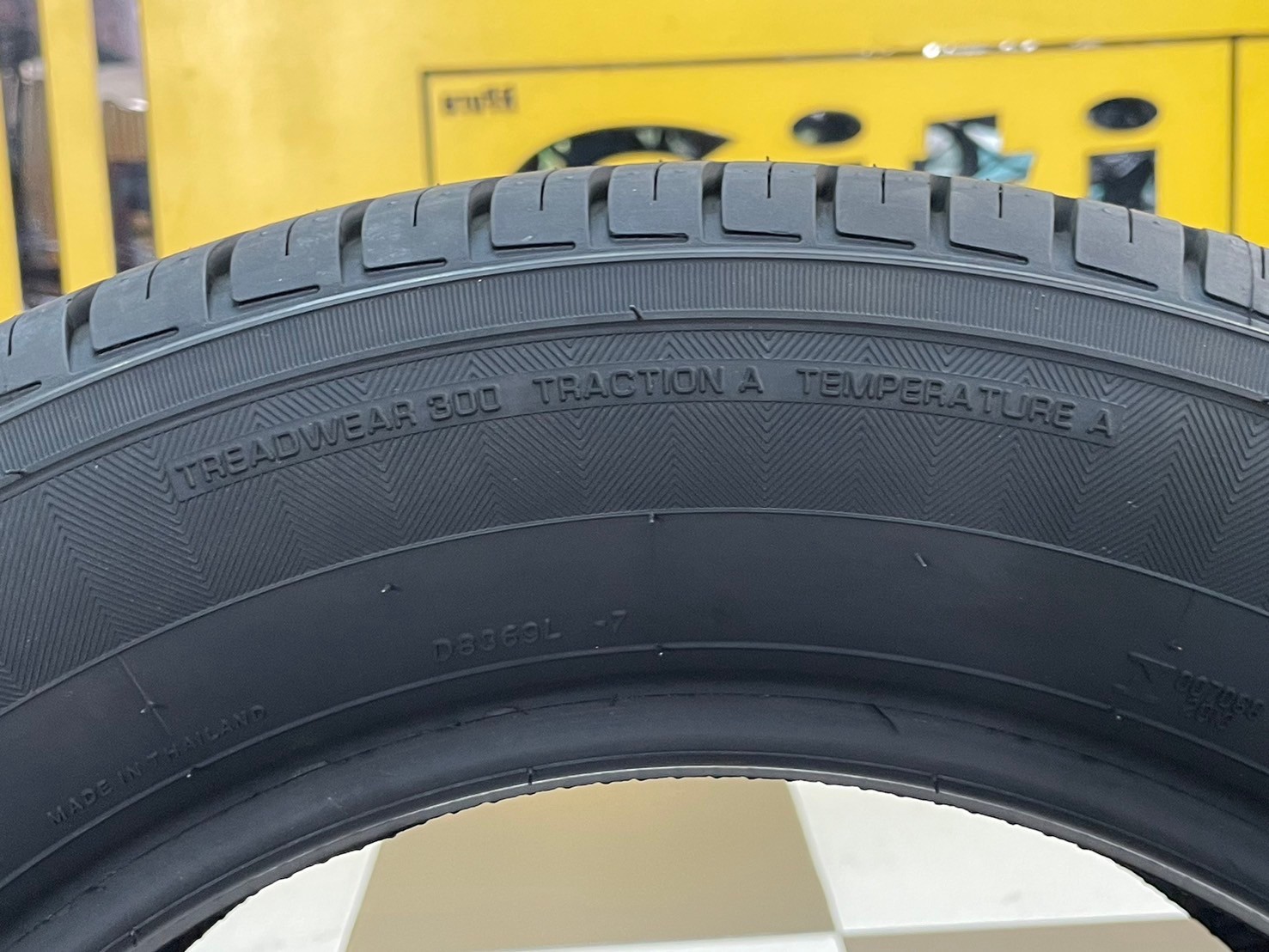 ยางใหม่โยโกฮาม่า YOKOHAMA A.Drive 195/60R15 ยางใหม่ปี2024