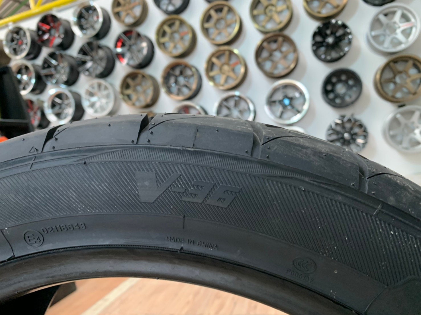KINTO V-36 275/40R18 ยางสปอร์ตลายซิ่งคุณภาพดีนุ่มหนึบ ยางสายพันธุ์ญี่ปุ่น