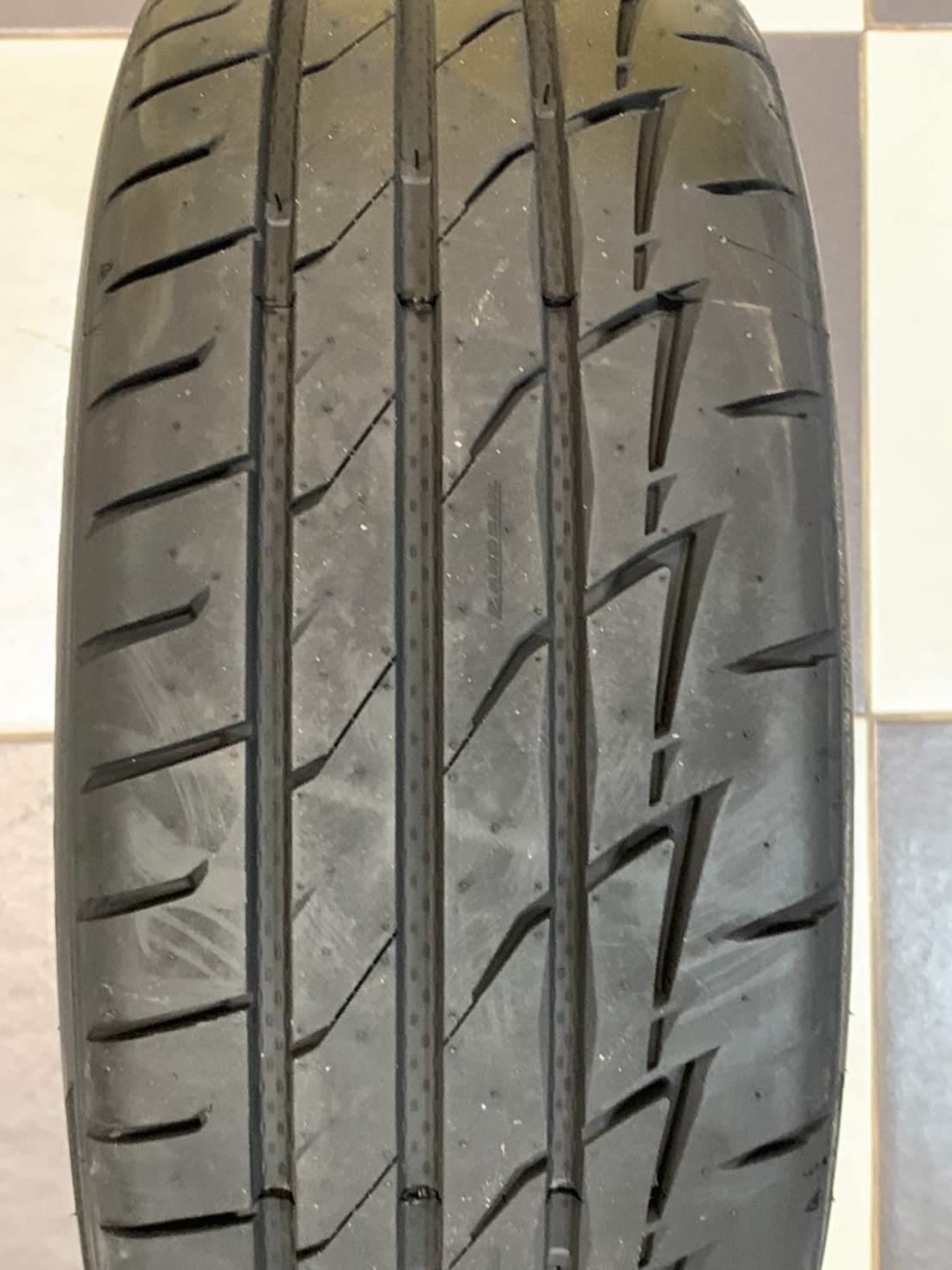 ยางลายซิ่ง 🔥🔥🔥Landsail RS009 205/45R17 👍 ยางใหม่ปี2021