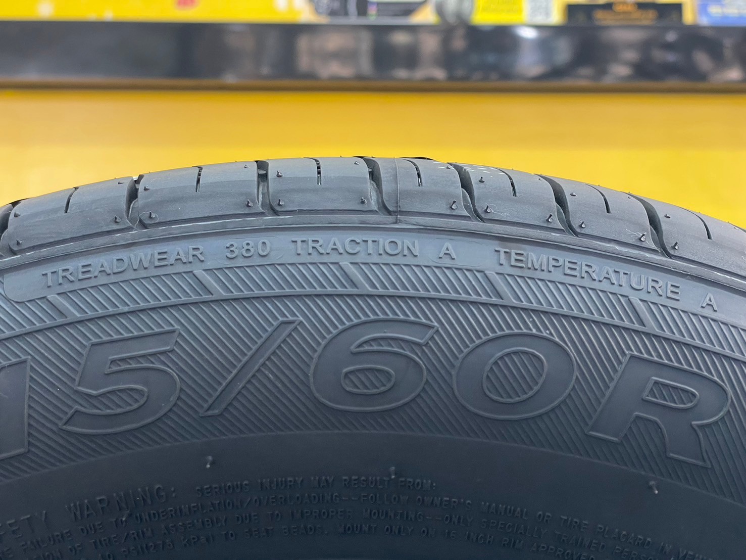 KINTO SC900 215/60R16 ยางใหม่ปี2024