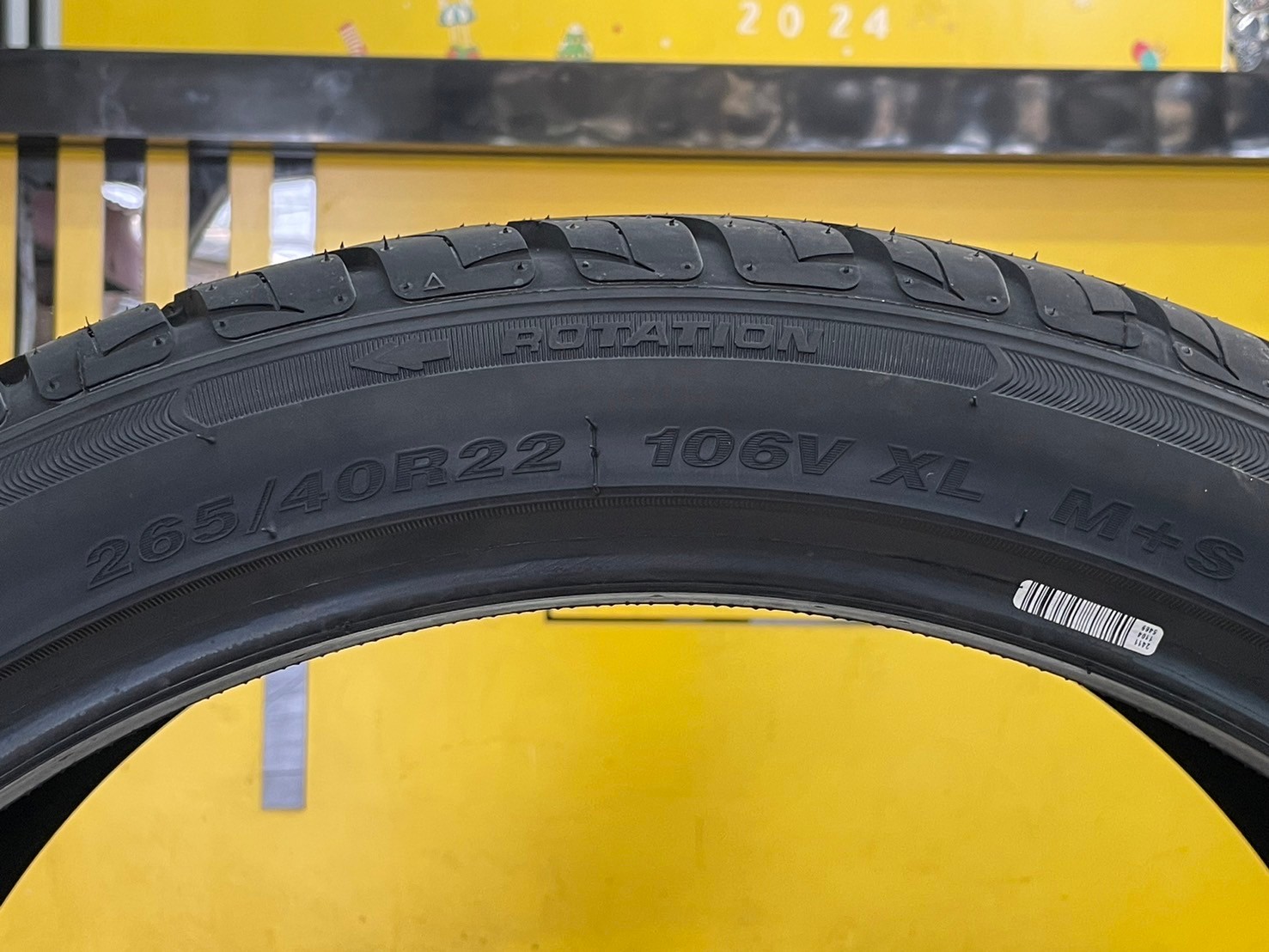ยางใหม่สปอร์ต คุณภาพดี ยางไซหลุน #SAILUN ATREZZO SVR-LX 265/40R22 ยางใหม่ปี2024