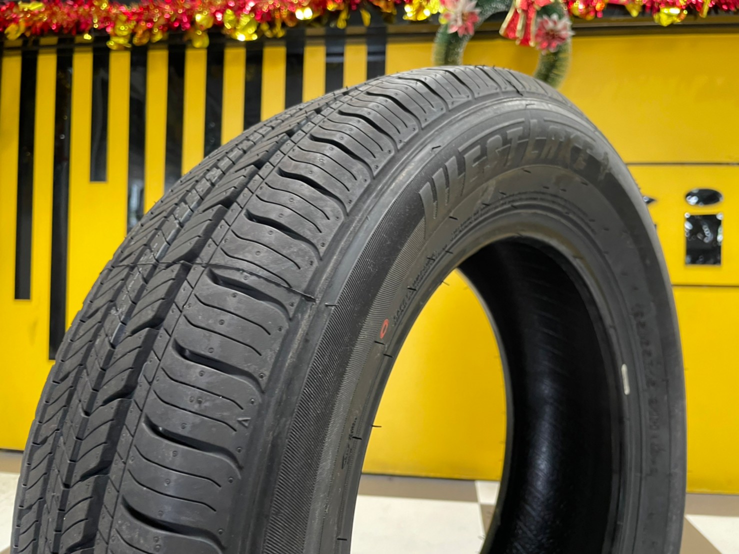Westlake RP18 195/65R15 ยางใหม่ปี2023