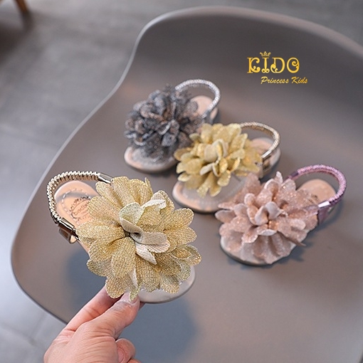 ssรองเท้าเด็กออกงาน(หน้าร้านอยู่รัชดา ลองได้)H089สีชมพู สีทอง สีเทาเข้ม แต่งด้วยดอกไม้ฟูๆ ดีเทจ สวยหวานๆน่ารัก ใส่สบายมาก